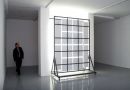 Irena Lagator Pejović, „Društvo mirne koegzistenicje” (2012) / Izložba „Refleksije našeg vremena: Akvizicije Muzeja savremene umetnosti 1993–2019.”
